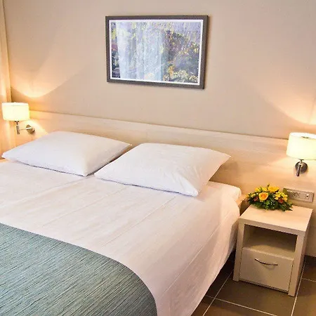 San Marino Sunny By Valamar - Family 3* Lopar